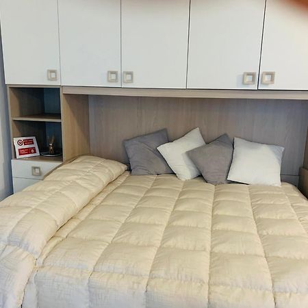 דירות סומה לומברדו Il Cortiletto מראה חיצוני תמונה