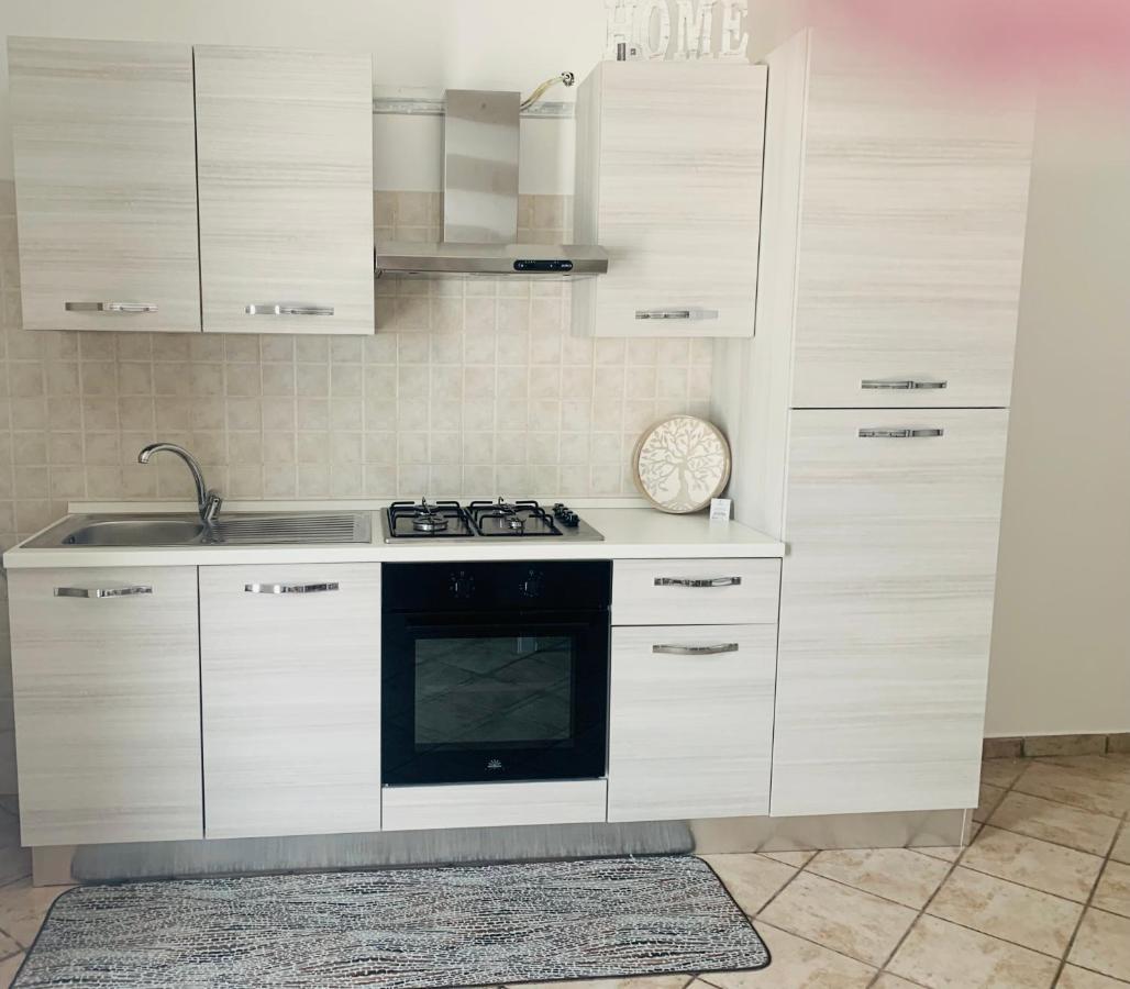 דירות סומה לומברדו Il Cortiletto מראה חיצוני תמונה